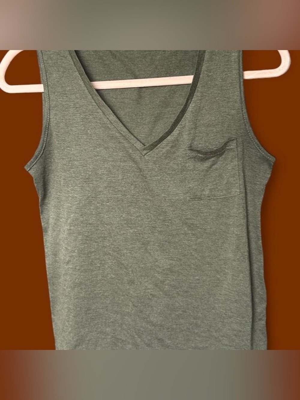 Source Unknown Olive Green V-Neck Tank Top